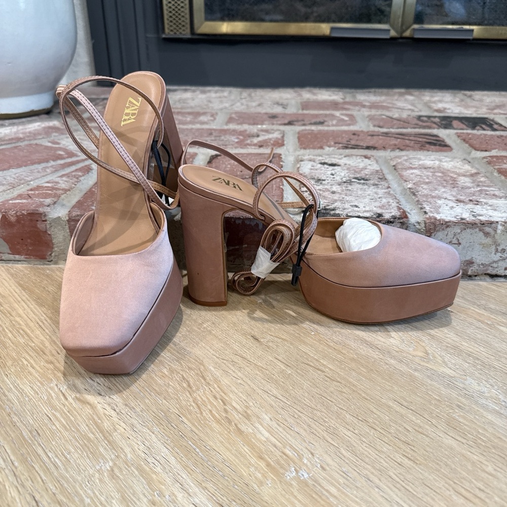 NWT Zara Women's Nude Platform High Heels 6.5
